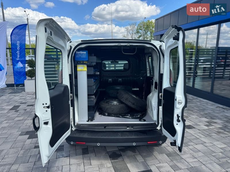Вантажний фургон Fiat Doblo 2020 в Рівному