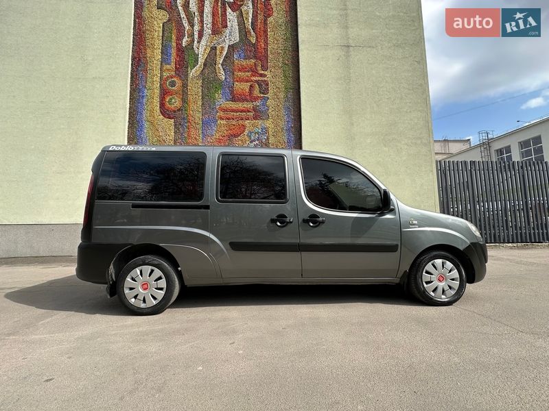 Мінівен Fiat Doblo 2007 в Рівному фото 7 Мінівен Fiat Doblo 2007 в Рівному