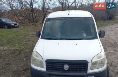 Вантажний фургон Fiat Doblo 2011 в Сумах