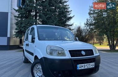 Минивэн Fiat Doblo 2006 в Житомире