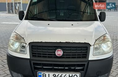 Вантажопасажирський фургон Fiat Doblo 2010 в Полтаві