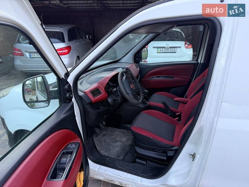Вантажний фургон Fiat Doblo 2013 в Києві фото 8 Вантажний фургон Fiat Doblo 2013 в Києві