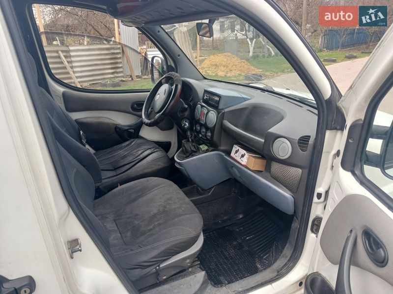 Минивэн Fiat Doblo 2005 в Браиловом