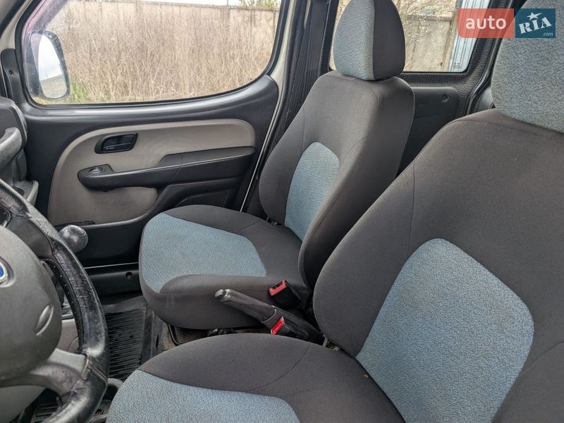 Минивэн Fiat Doblo 2008 в Ровно