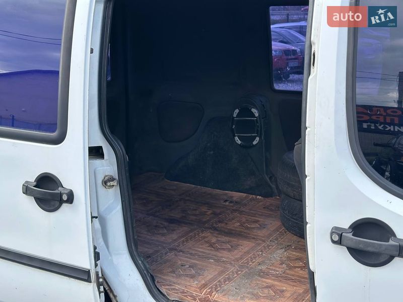 Грузовой фургон Fiat Doblo 2001 в Харькове фото 8 Грузовой фургон Fiat Doblo 2001 в Харькове