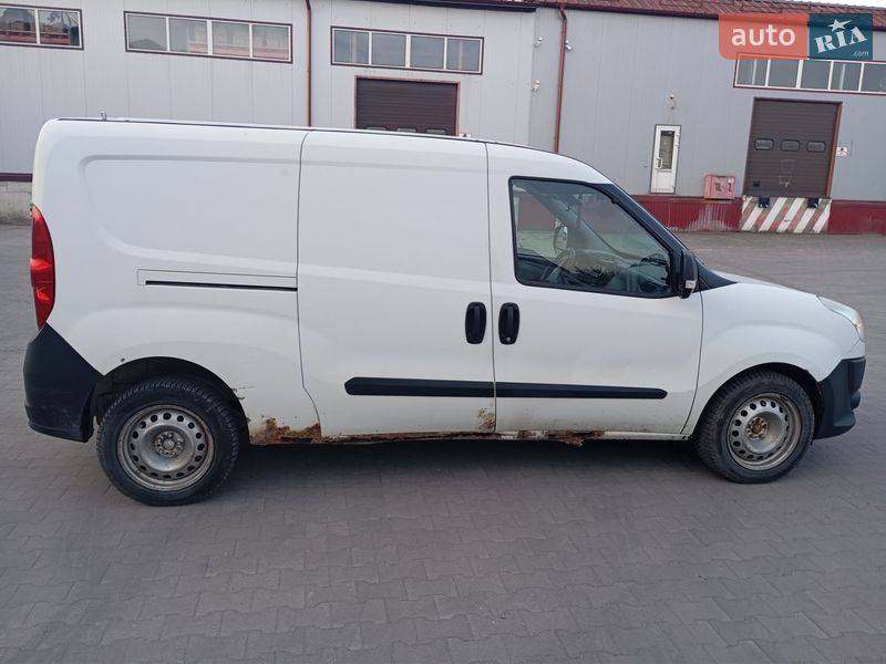 Вантажний фургон Fiat Doblo 2012 в Львові фото 6 Вантажний фургон Fiat Doblo 2012 в Львові