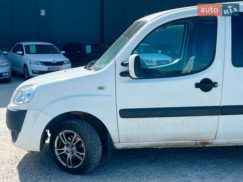 Мінівен Fiat Doblo 2008 в Львові фото 4 Мінівен Fiat Doblo 2008 в Львові