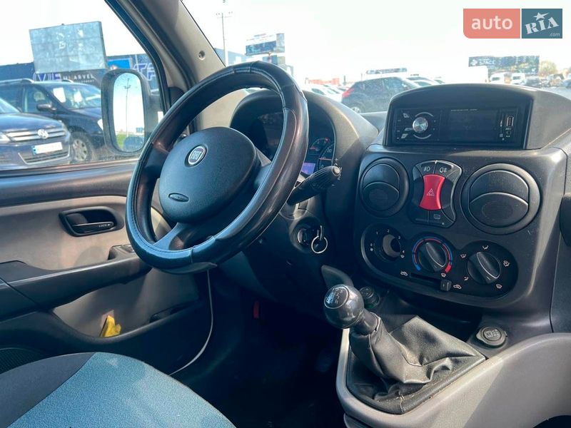 Мінівен Fiat Doblo 2008 в Львові фото 32 Мінівен Fiat Doblo 2008 в Львові