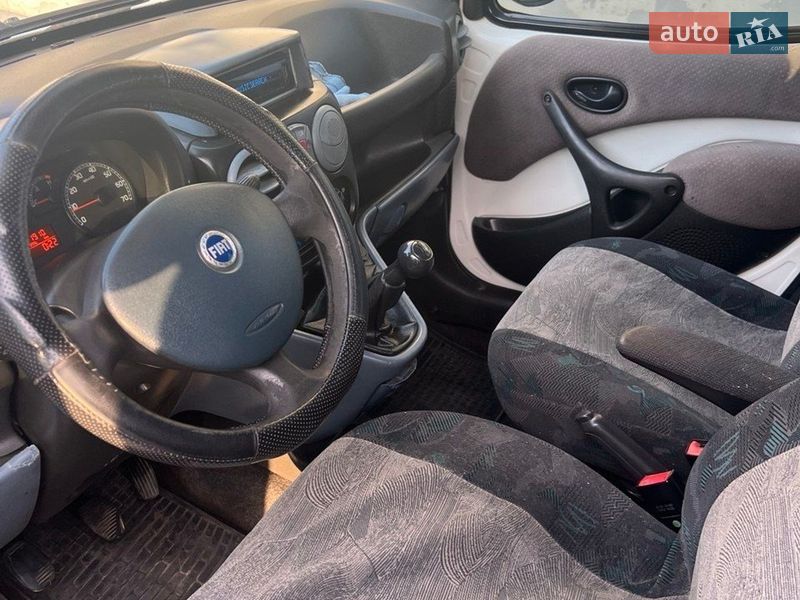 Мінівен Fiat Doblo 2004 в Костопілі фото 2 Мінівен Fiat Doblo 2004 в Костопілі