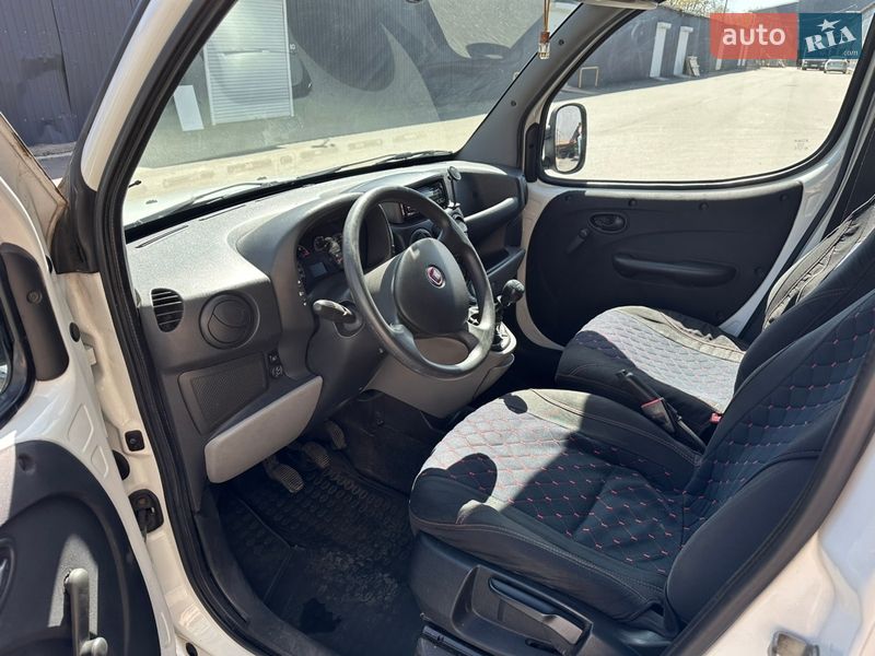 Грузопассажирский фургон Fiat Doblo 2015 в Киеве