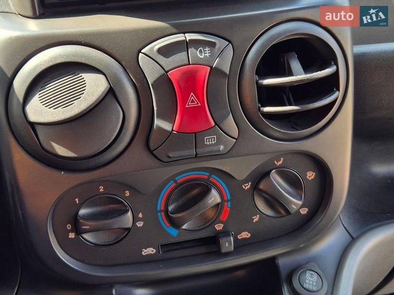Грузовой фургон Fiat Doblo 2005 в Запорожье