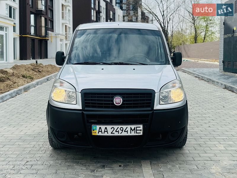 Fiat Doblo 2012
