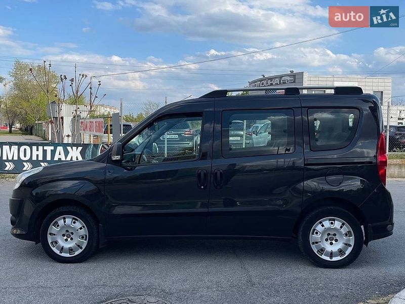 Fiat Doblo 2011