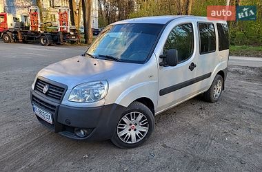 Мінівен Fiat Doblo 2009 в Києві