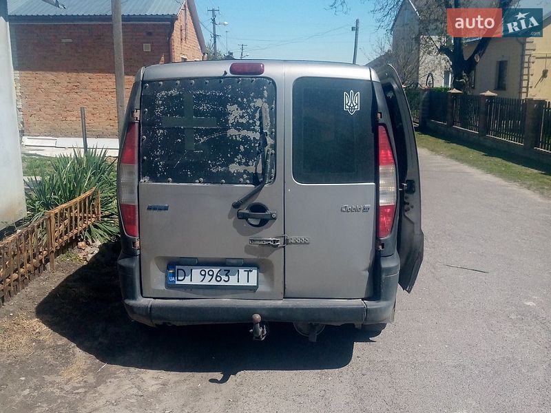 Минивэн Fiat Doblo 2004 в Львове