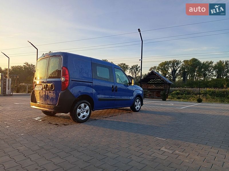 Грузовой фургон Fiat Doblo 2011 в Виноградове