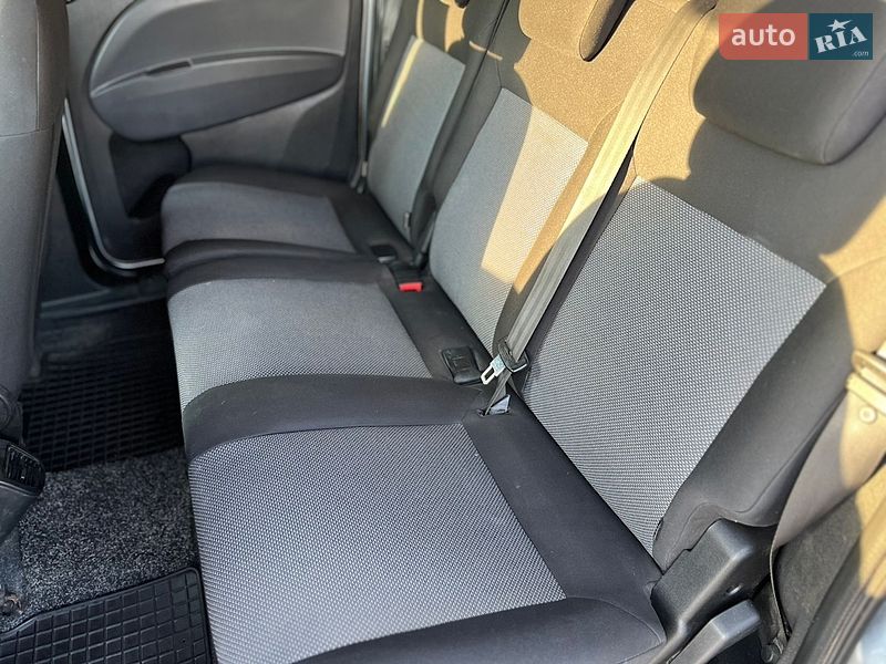 Мінівен Fiat Doblo 2011 в Хмельницькому