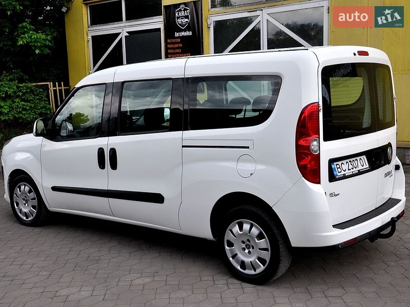 Минивэн Fiat Doblo 2011 в Львове