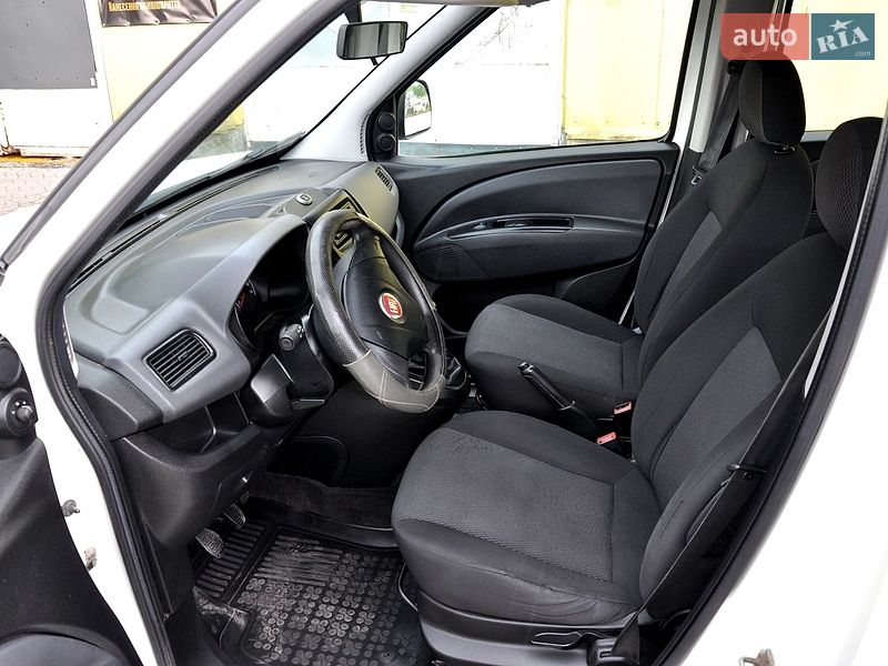 Минивэн Fiat Doblo 2011 в Львове