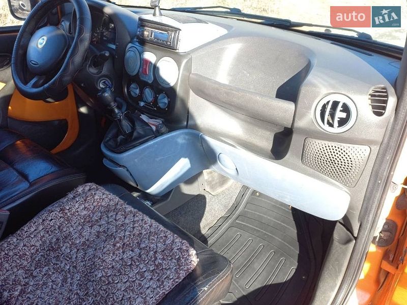 Мінівен Fiat Doblo 2004 в Хмельницькому