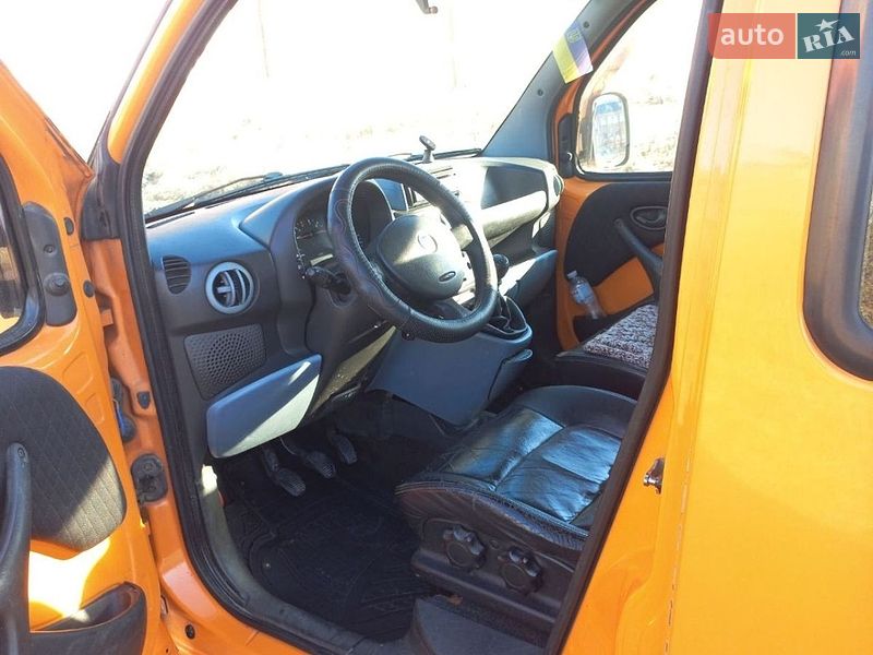 Мінівен Fiat Doblo 2004 в Хмельницькому