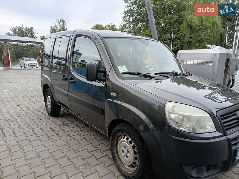 Fiat Doblo 2011