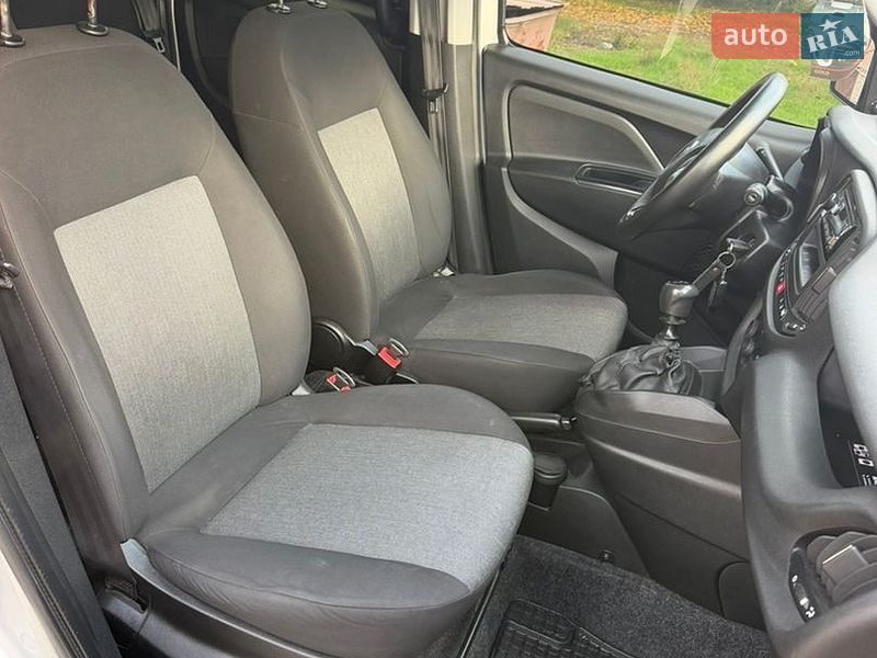 Минивэн Fiat Doblo 2017 в Кривом Роге