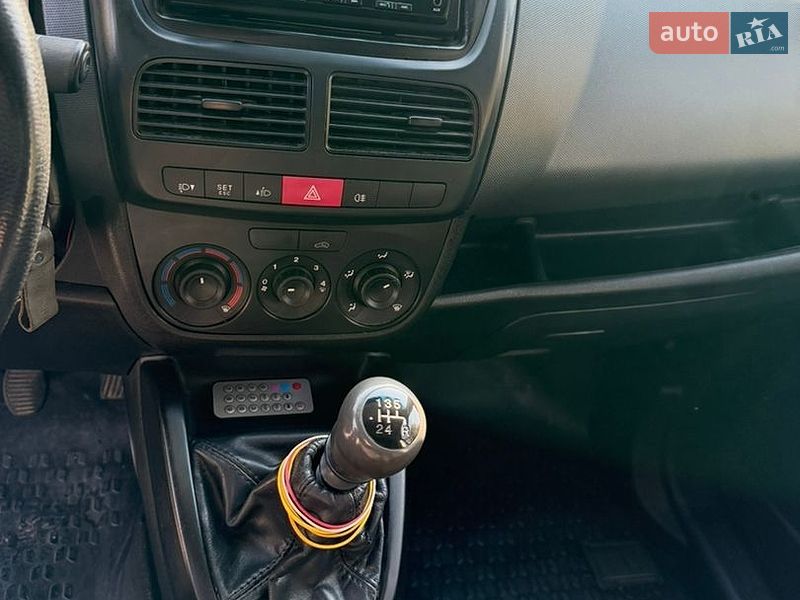 Грузовой фургон Fiat Doblo 2012 в Харькове