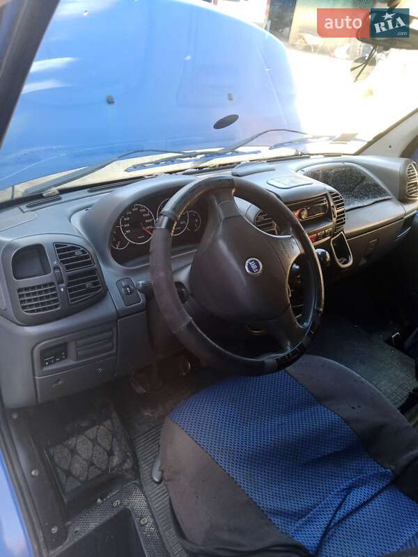 Микроавтобус Fiat Ducato 2003 в Черновцах