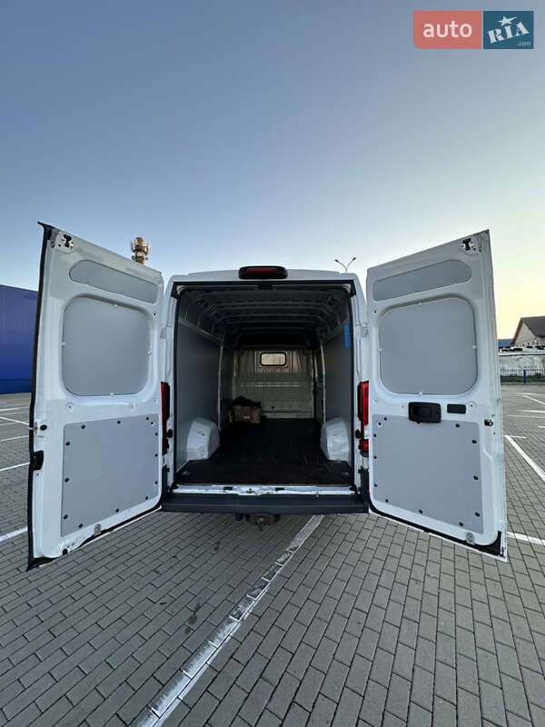 Вантажний фургон Fiat Ducato 2017 в Нововолинську