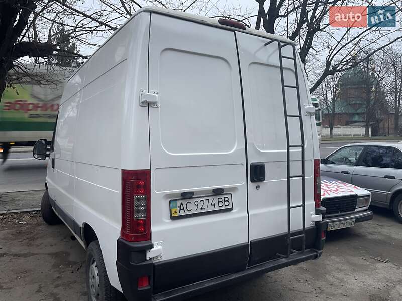 Вантажний фургон Fiat Ducato 2003 в Луцьку