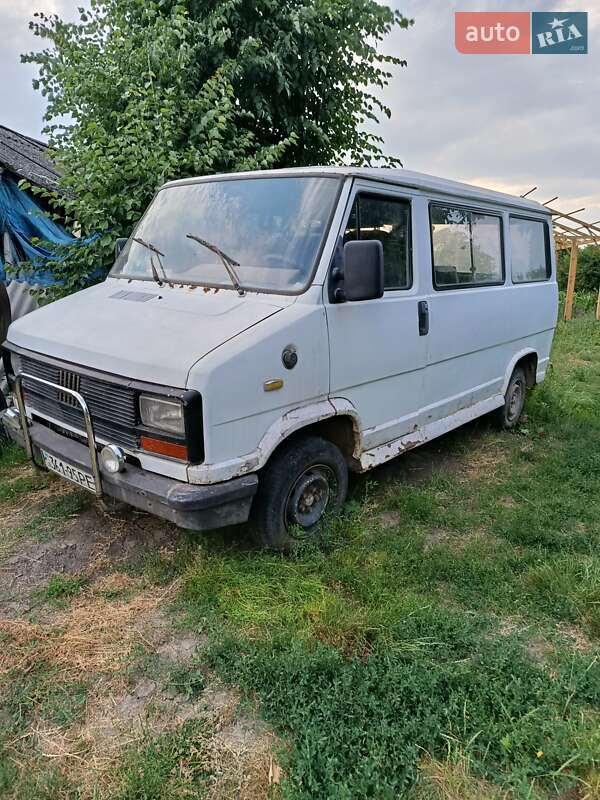 Микроавтобус Fiat Ducato 1989 в Кельменцах