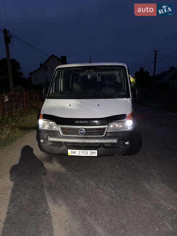 Грузопассажирский фургон Fiat Ducato 2003 в Ровно фото 7 Грузопассажирский фургон Fiat Ducato 2003 в Ровно