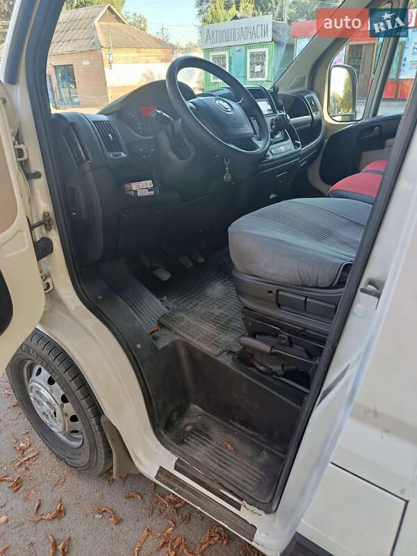 Грузовой фургон Fiat Ducato 2012 в Новониколаевке