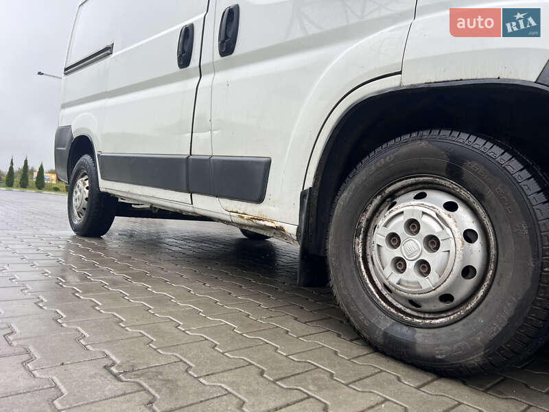 Вантажний фургон Fiat Ducato 2007 в Львові