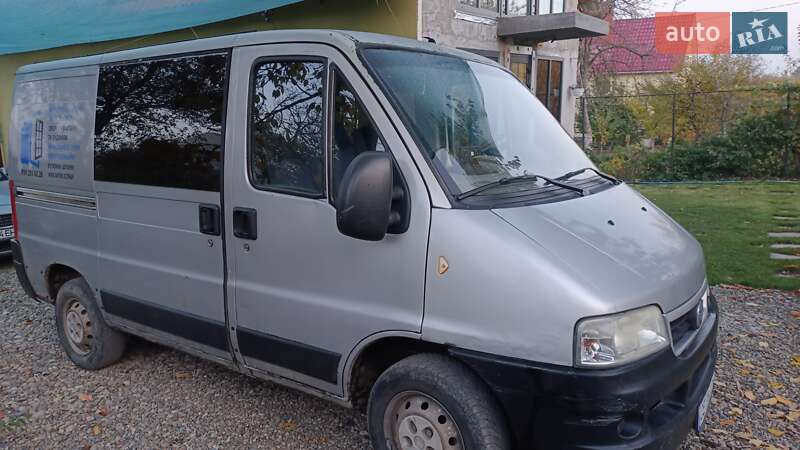 Микроавтобус Fiat Ducato 2006 в Черновцах