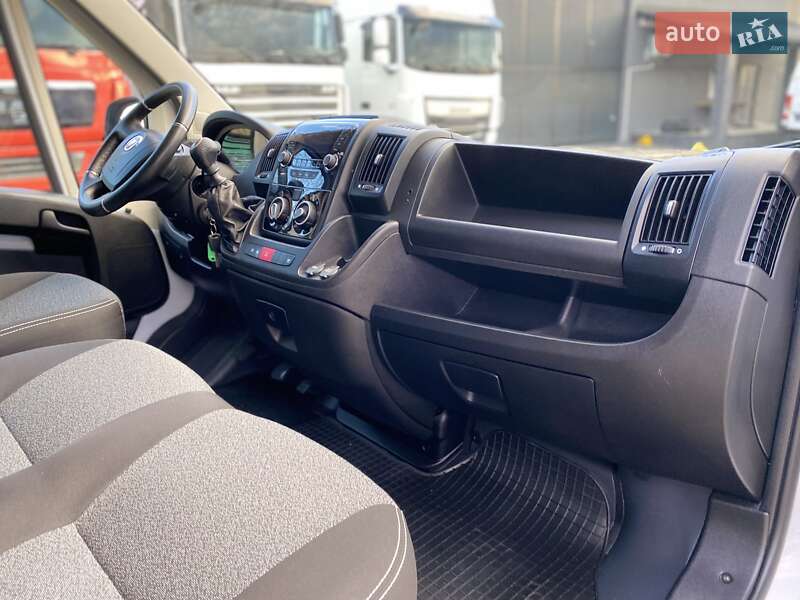 Вантажний фургон Fiat Ducato 2022 в Хусті