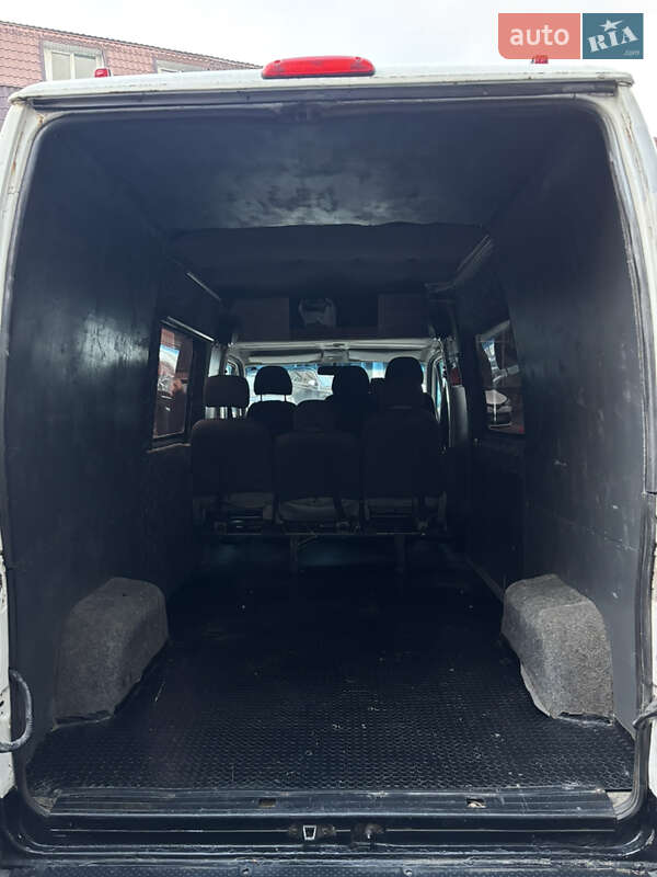 Вантажопасажирський фургон Fiat Ducato 2003 в Києві