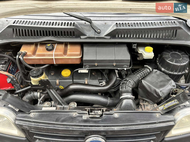 Вантажопасажирський фургон Fiat Ducato 2003 в Києві