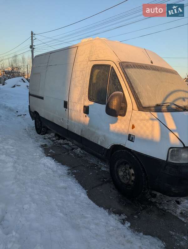 Грузовой фургон Fiat Ducato 2004 в Львове