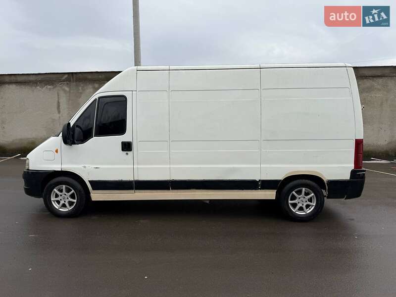 Вантажний фургон Fiat Ducato 2002 в Перечині