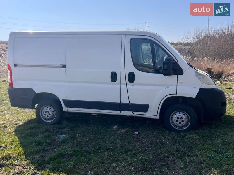 Грузопассажирский фургон Fiat Ducato 2010 в Ровно фото 3 Грузопассажирский фургон Fiat Ducato 2010 в Ровно