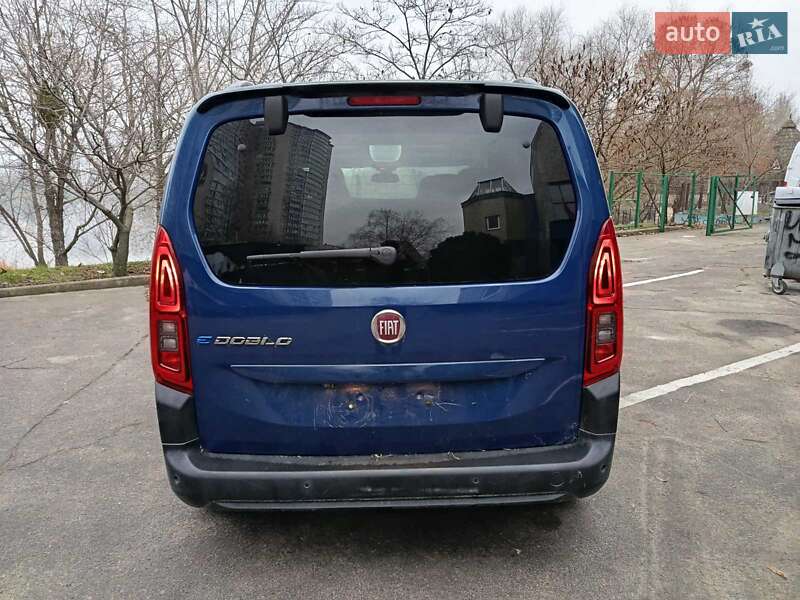 Минивэн Fiat E-Doblo 2022 в Киеве фото 17 Минивэн Fiat E-Doblo 2022 в Киеве