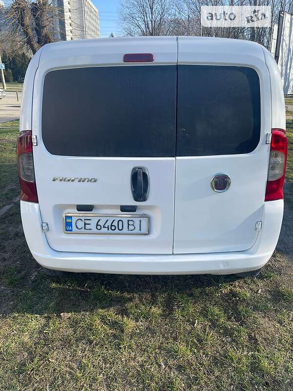 Грузовой фургон Fiat Fiorino 2008 в Черновцах