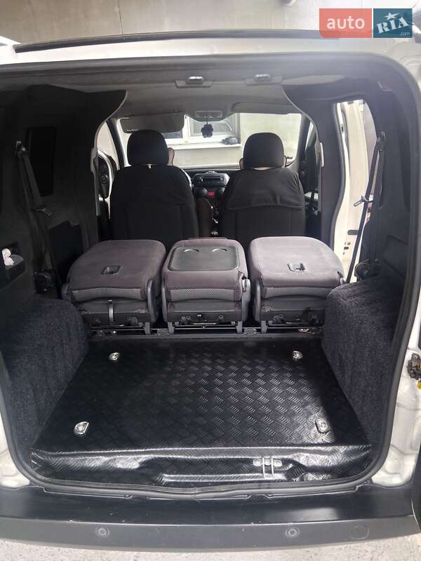 Грузопассажирский фургон Fiat Fiorino 2014 в Днепре фото 8 Грузопассажирский фургон Fiat Fiorino 2014 в Днепре
