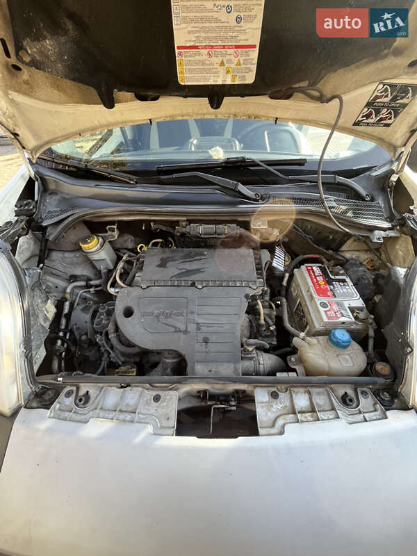 Минивэн Fiat Fiorino 2010 в Львове фото 25 Минивэн Fiat Fiorino 2010 в Львове