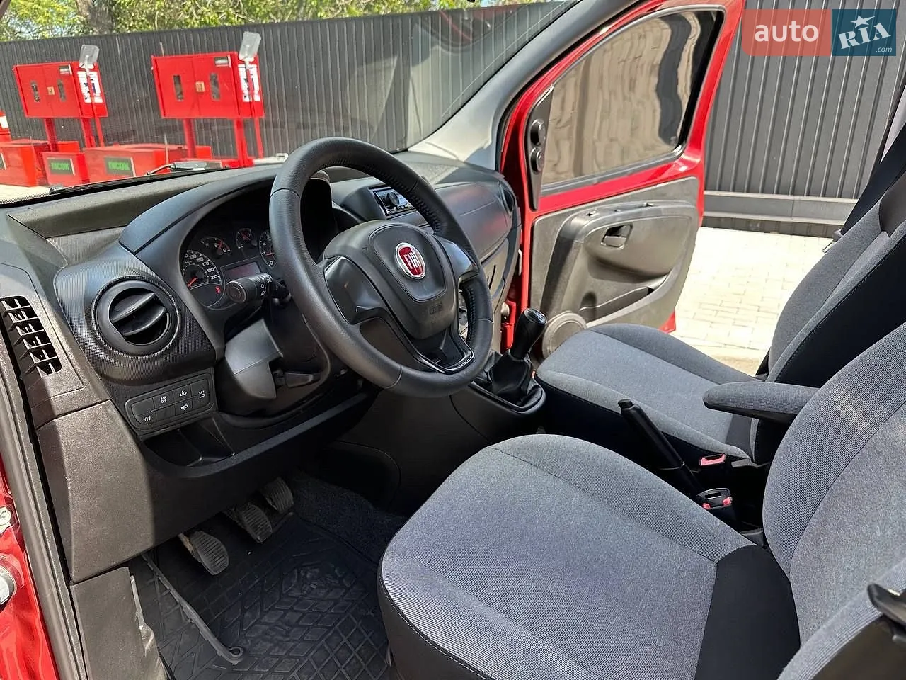2017 Fiat Fiorino - мініатюра 13