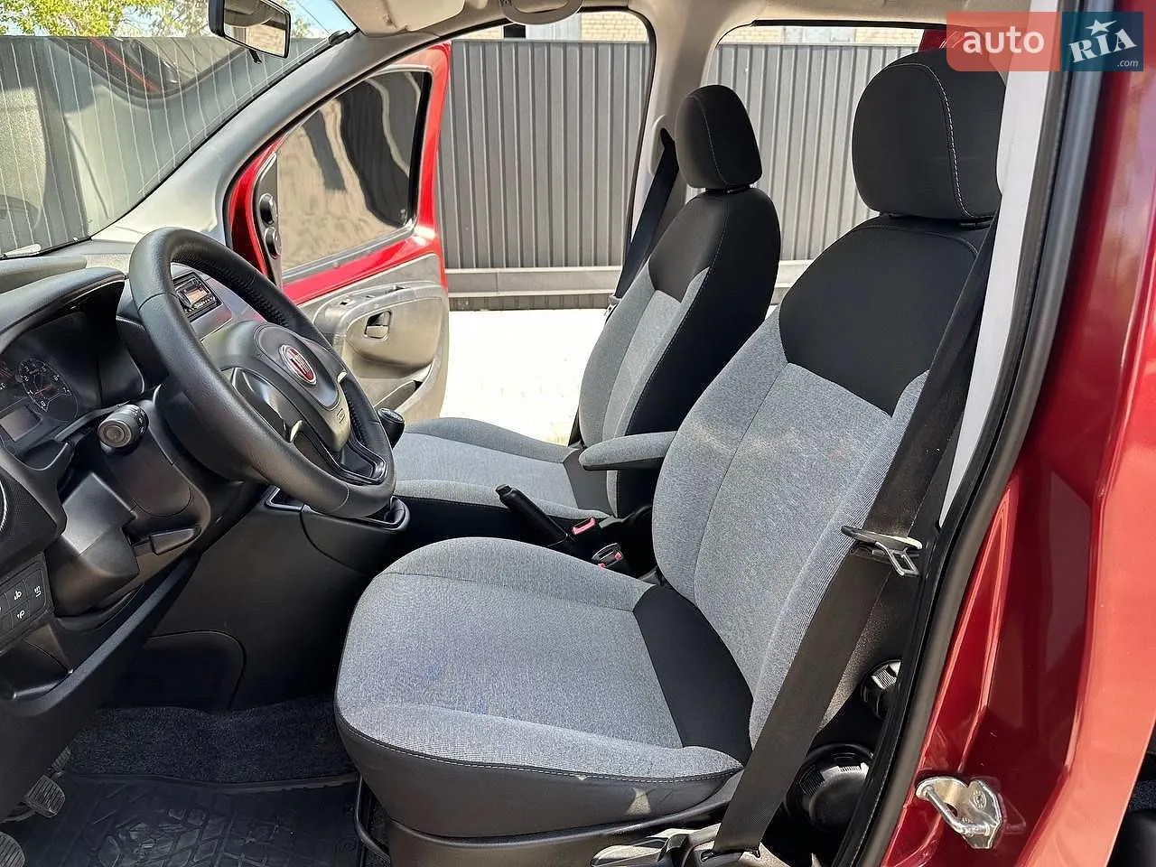 2017 Fiat Fiorino - мініатюра 15