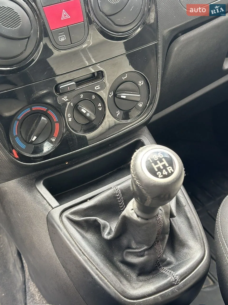 2014 Fiat Fiorino - мініатюра 22
