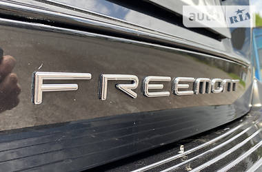 Внедорожник / Кроссовер Fiat Freemont 2011 в Тернополе